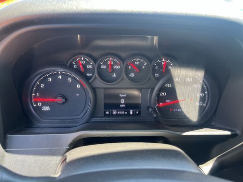 Used 2022 GMC Sierra 2500 Pro w/ Convenience Package AWD/4WD image 19