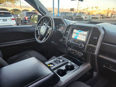 Used 2019 Ford Expedition Max XLT image 23