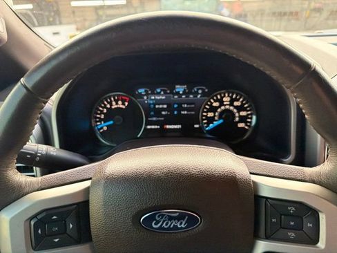 Used 2015 Ford F150 King Ranch w/ Equipment Group 601A Luxury AWD/4WD image 16