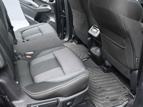 Used 2023 Subaru Ascent Premium w/ Convenience Package image 13