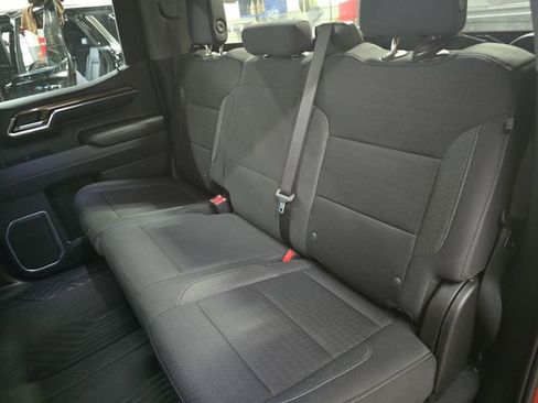 Used 2023 Chevrolet Silverado 1500 RST AWD/4WD image 15