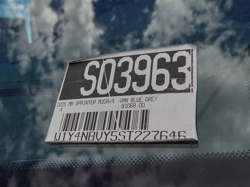 New 2025 Mercedes-Benz Sprinter 2500 image 28