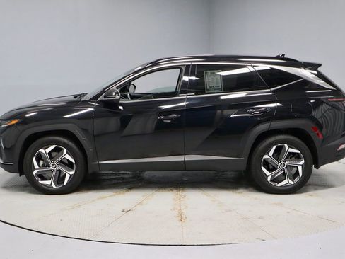Certified 2022 Hyundai Tucson Limited AWD/4WD image 11
