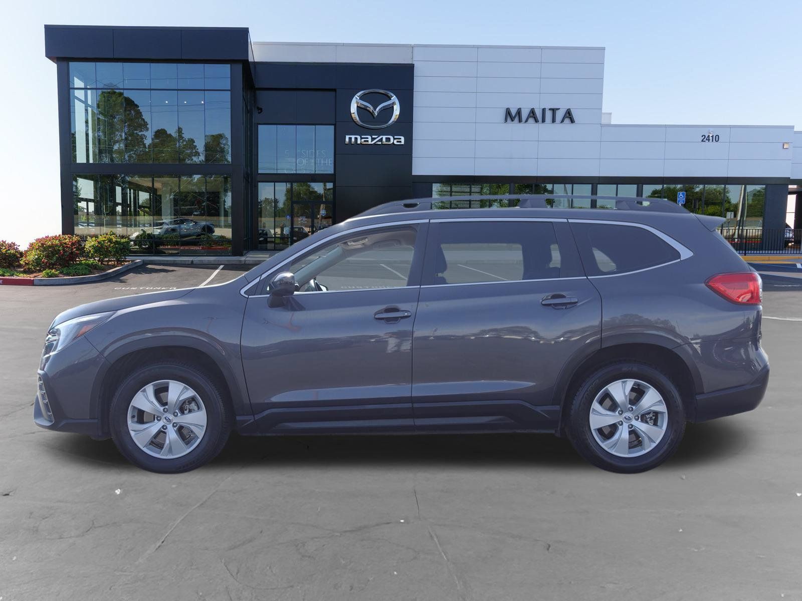 Used 2023 Subaru Ascent 8-Passenger AWD/4WD image 6