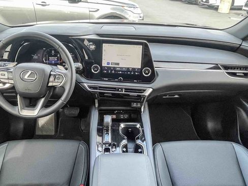 Certified 2025 Lexus RX 350 FWD w/ Technology Package image 11