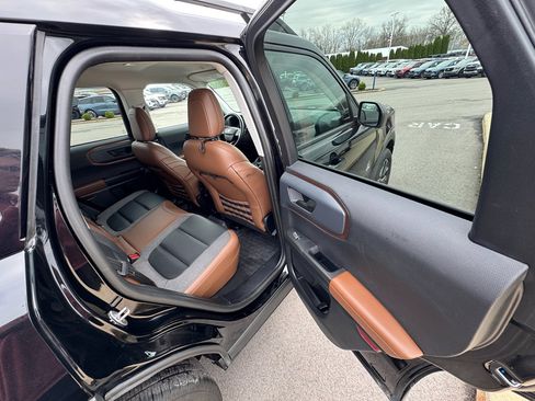 Used 2021 Ford Bronco Sport Outer Banks AWD/4WD image 16