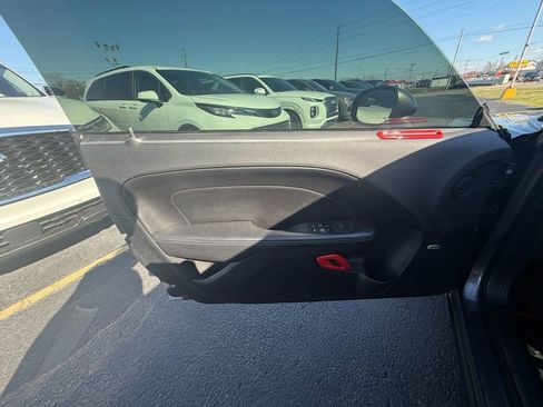 Used 2019 Dodge Challenger R/T w/ Plus Package image 11