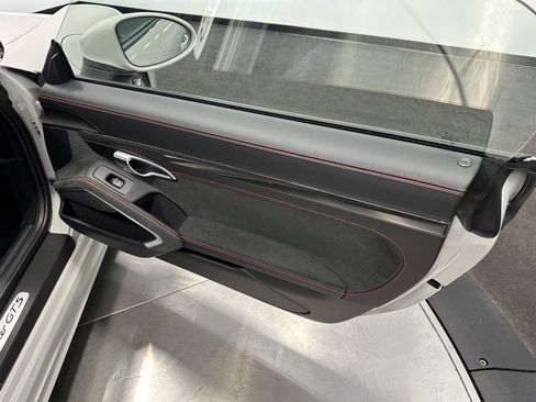 Certified 2025 Porsche 718 Boxster GTS image 34