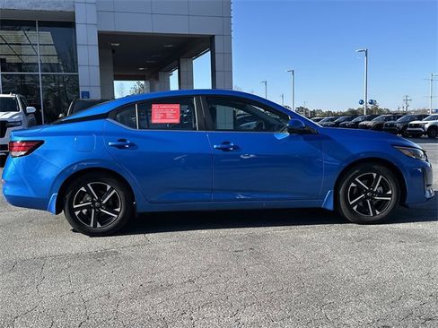 Certified 2025 Nissan Sentra SV image 27