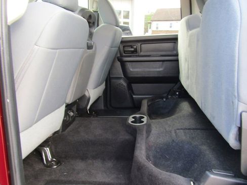 Used 2016 RAM 1500 Express AWD/4WD image 19