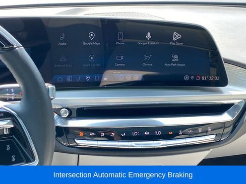 Certified 2024 Cadillac Lyriq Luxury AWD/4WD image 10