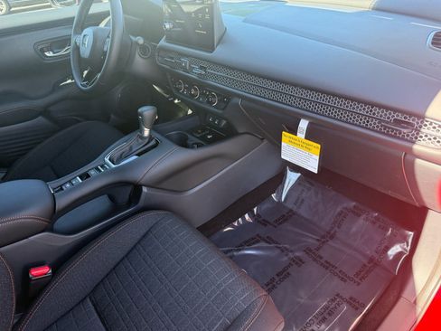New 2026 Honda HR-V Sport image 28