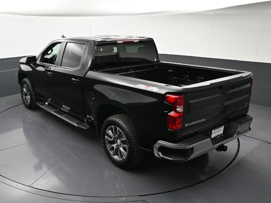 Used 2026 Chevrolet Silverado 1500 LT AWD/4WD image 17