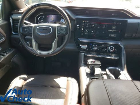 Used 2023 GMC Sierra 1500 Denali AWD/4WD image 16