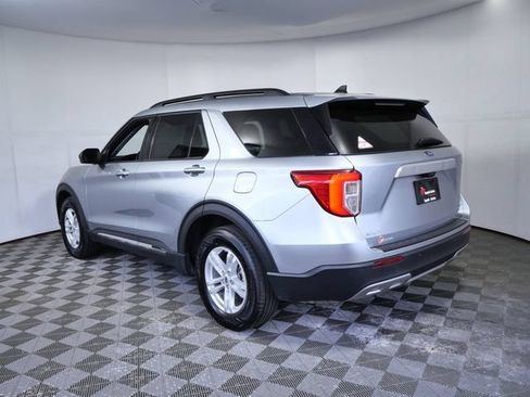 Certified 2024 Ford Explorer XLT w/ Equipment Group 202A AWD/4WD image 4