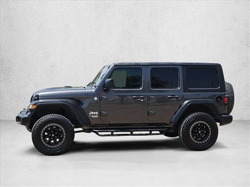 Used 2019 Jeep Wrangler Unlimited Sport S AWD/4WD image 9