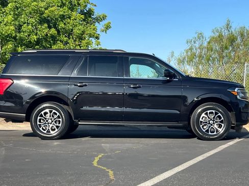 Certified 2024 Ford Expedition Max XLT AWD/4WD image 9