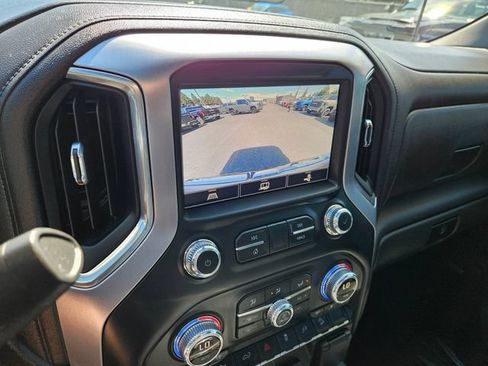 Used 2022 GMC Sierra 1500 SLT w/ SLT Premium Plus Package AWD/4WD image 41