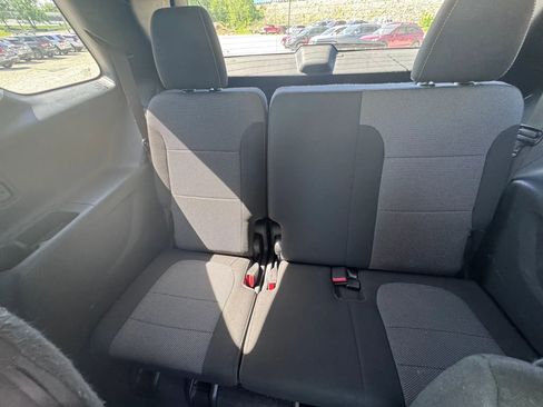 Used 2019 Chevrolet Traverse LT image 22