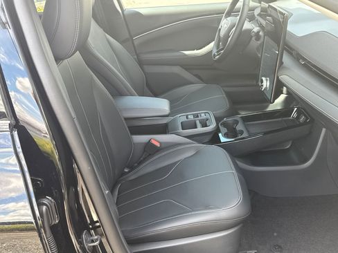 New 2026 Ford Mustang Mach-E Select RWD image 15