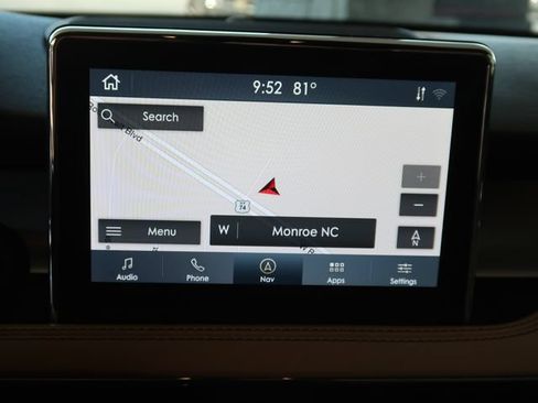Used 2020 Lincoln Corsair Reserve AWD/4WD image 23