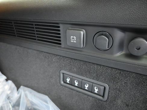 Used 2024 Jeep Grand Wagoneer Series III w/ Quick Order Packagew 28T image 42