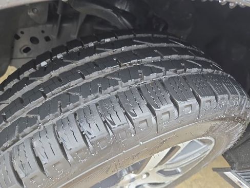 Used 2022 Ford Expedition Limited RWD image 28