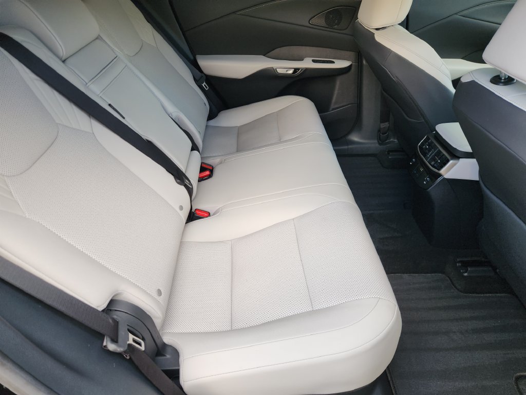 Certified 2024 Lexus RX 350 Premium w/ Accessory Package (Z1) FWD image 31
