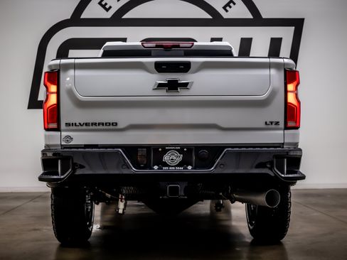 Used 2025 Chevrolet Silverado 2500 LTZ w/ Trail Boss Package AWD/4WD image 11