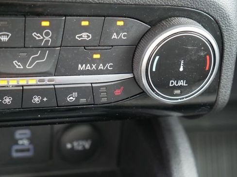 Used 2022 Ford Escape SE w/ SE Sport Appearance Package AWD/4WD image 5