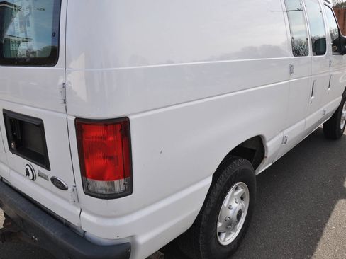 Used 2013 Ford E-250 and Econoline 250 RWD image 11