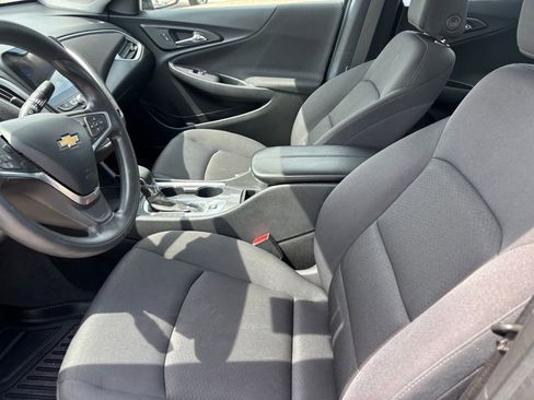 Used 2022 Chevrolet Malibu LT image 9