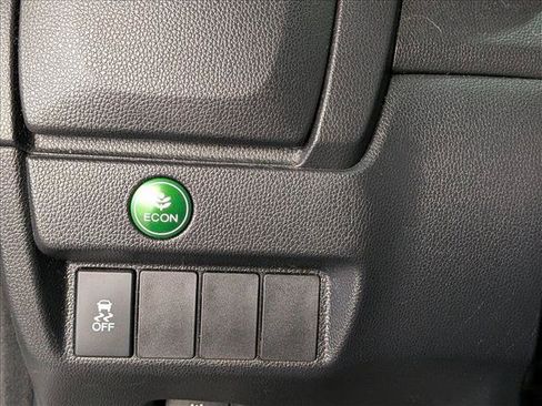 Used 2019 Honda Fit LX image 9