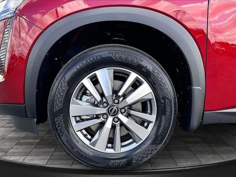 New 2026 Nissan Pathfinder SL FWD image 12