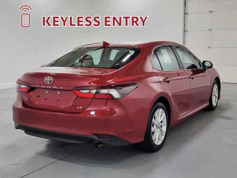 Used 2024 Toyota Camry LE FWD image 9