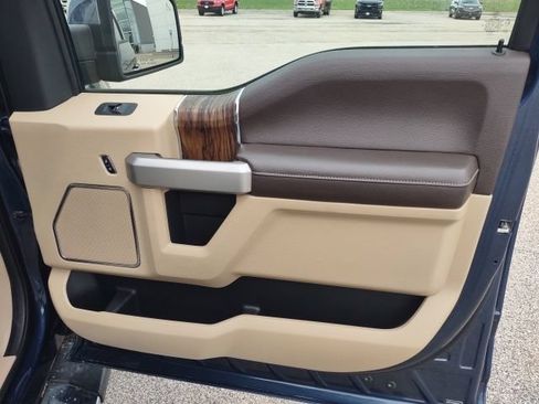 Used 2018 Ford F150 Lariat AWD/4WD image 23