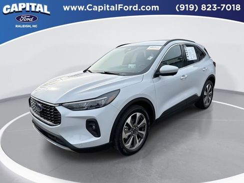 Certified 2025 Ford Escape Platinum w/ Premium Technology Package image 1
