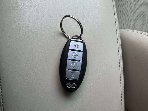 Used 2015 INFINITI Q50 Premium w/ Navigation Package image 37