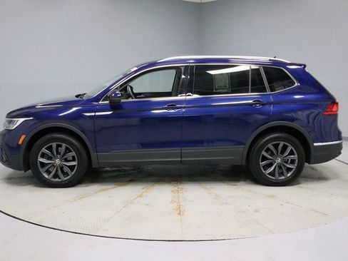 Used 2022 Volkswagen Tiguan SE image 8