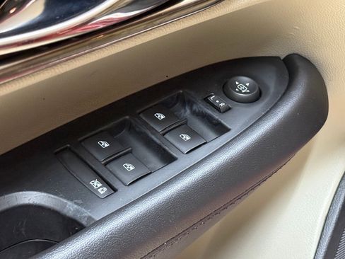 Used 2016 Cadillac ATS Sedan image 25