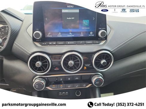 Used 2023 Nissan Sentra SV image 17