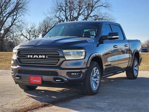 Used 2022 RAM 1500 Laramie w/ Laramie Southwest Edition image 3