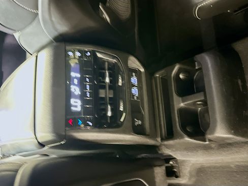 Used 2021 Jeep Grand Cherokee L Limited AWD/4WD image 27