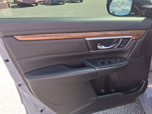 Used 2020 Honda CR-V Touring image 13