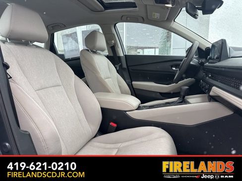 Used 2024 Honda Accord EX image 14