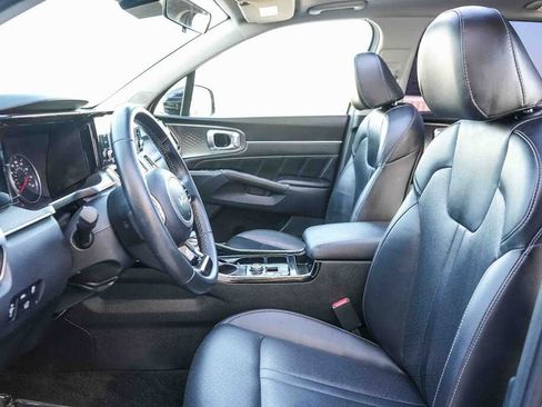 Used 2022 Kia Sorento SX AWD/4WD image 2