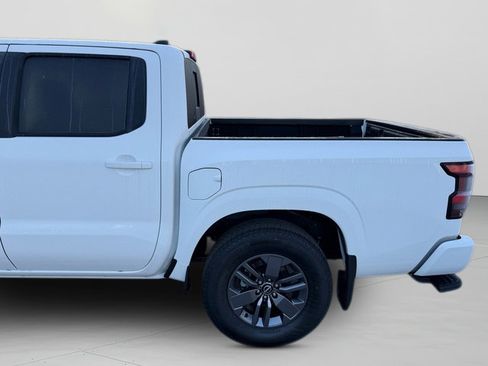 New 2026 Nissan Frontier SV w/ Tow Package image 18