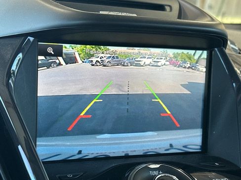 Used 2015 Ford Escape Titanium FWD image 15