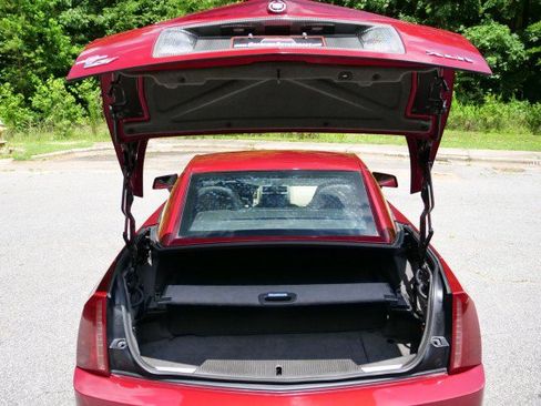 Used 2007 Cadillac XLR V RWD image 25