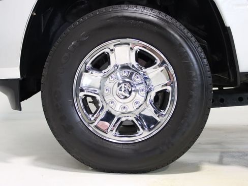 Used 2024 RAM 2500 Tradesman w/ Chrome Appearance Group AWD/4WD image 74